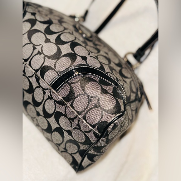 Coach black monogram shoulder bag - Picture 11 of 16